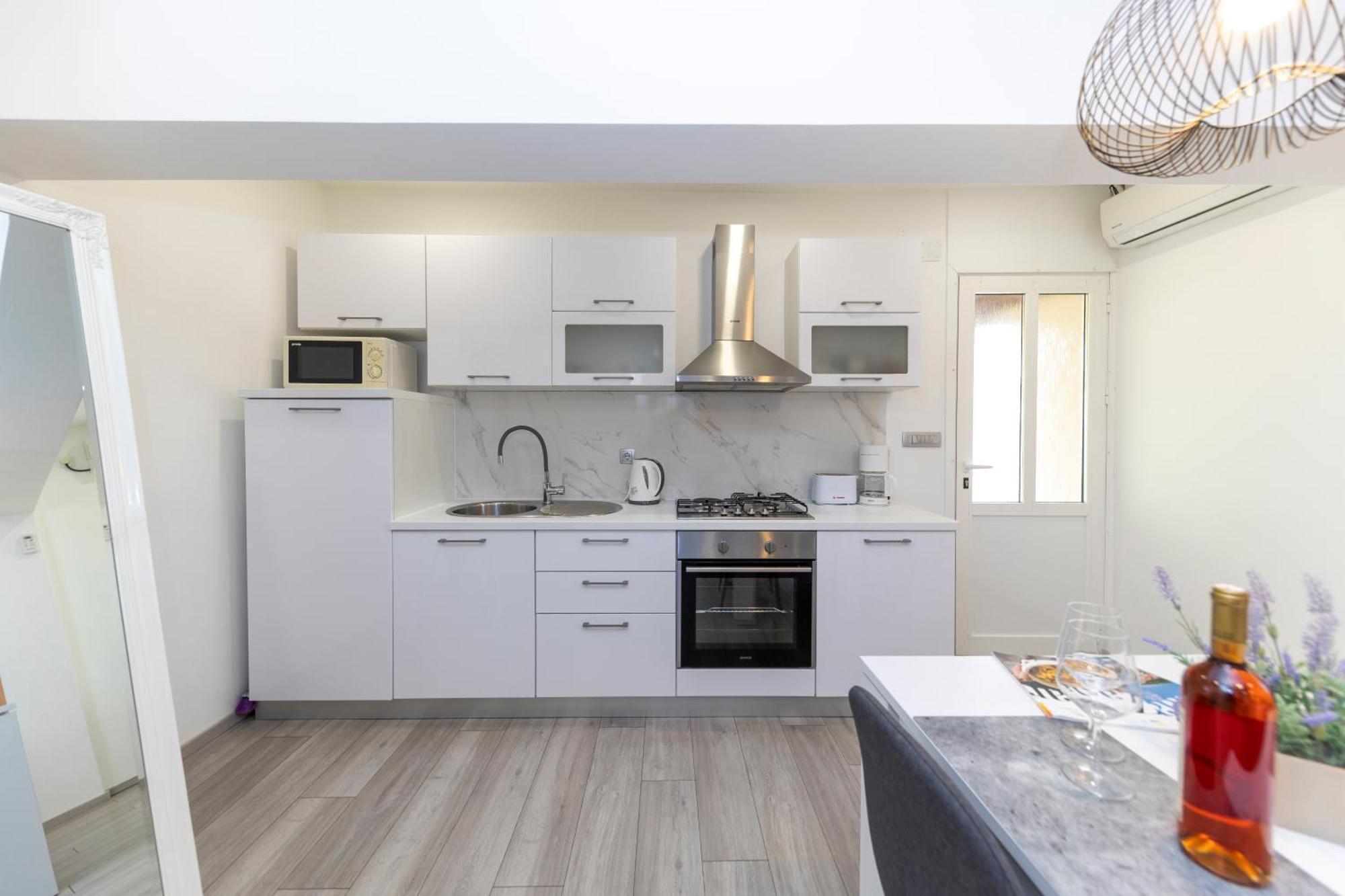 Family Apartments Zadar - Ryanair Exclusive Экстерьер фото