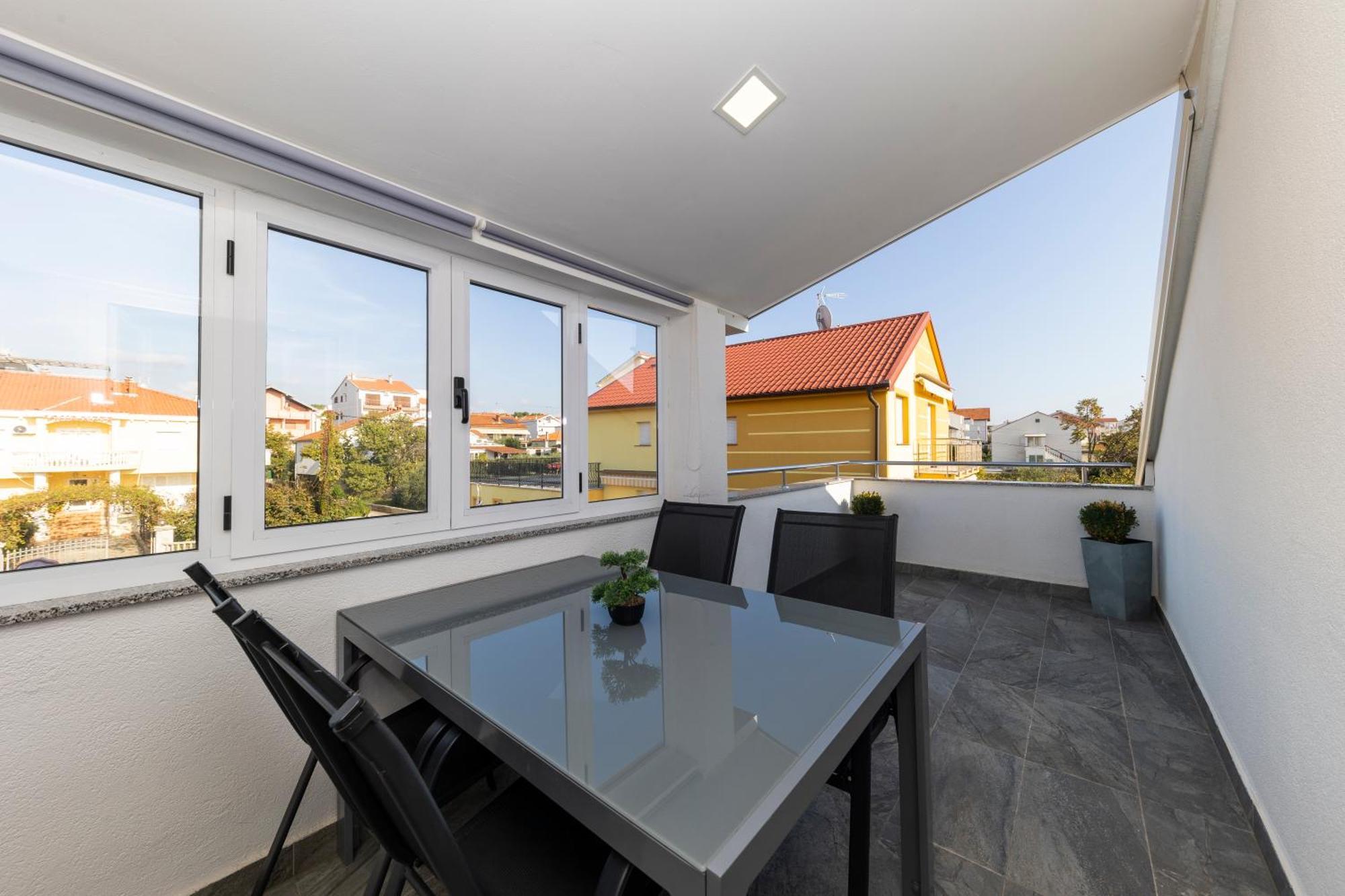 Family Apartments Zadar - Ryanair Exclusive Экстерьер фото
